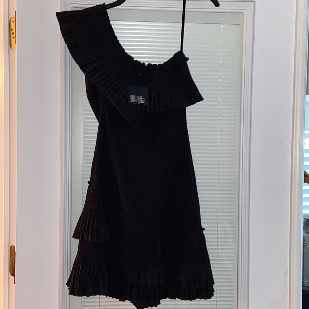 NWT WHBM One Shoulder Ruffle Hem dress - Picture 6 of 8